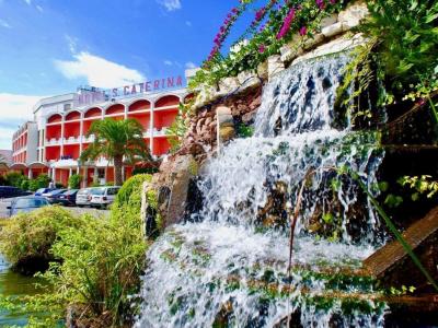 Santa Caterina Village