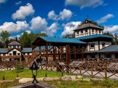 Загородный Комплекс Кирочное