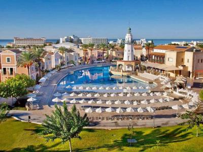 Курорт Aliathon