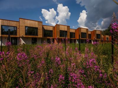 Загородный клуб HÜGGELife Country Club