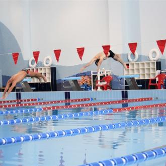 Бассейн Gold's Gym | Фото 6