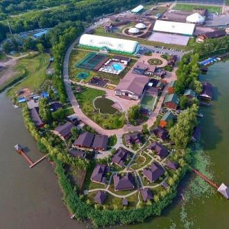 Клуб загородного отдыха Усадьба Фамилия | Фото 1