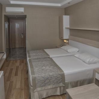 Riviera Hotel & Spa | Фото 17