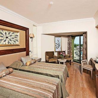 Side Star Resort | Фото 17