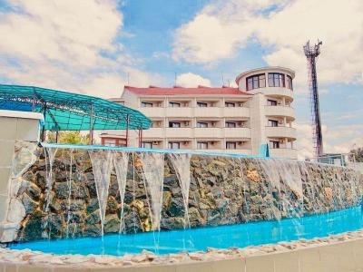 Золотая Линия