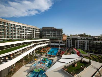 The Sense Deluxe Hotel