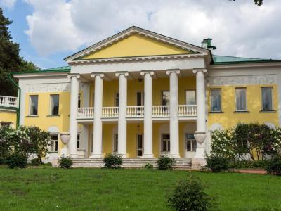 Музей-Заповедник Горки Ленинские